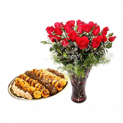 24 Red Roses with 1KG Cookies - PC Hotel