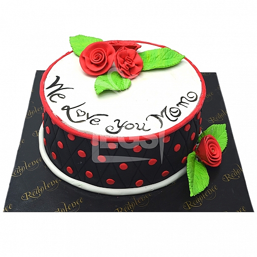 3Lbs Red Rose And Heart Cake - Redolence Bake Studio
