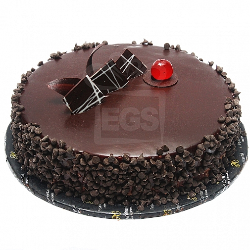 2Lbs Chocolate Chip Cake - PC Hotel Lahore