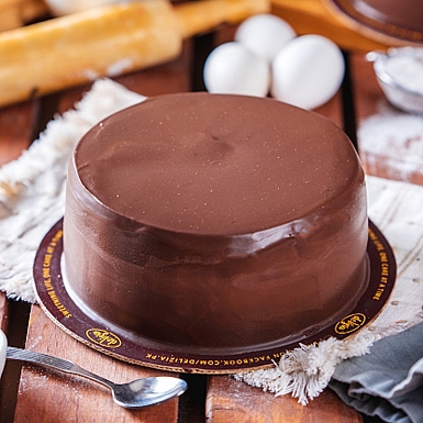 2lbs Chocolate Decadance Cake from Delizia
