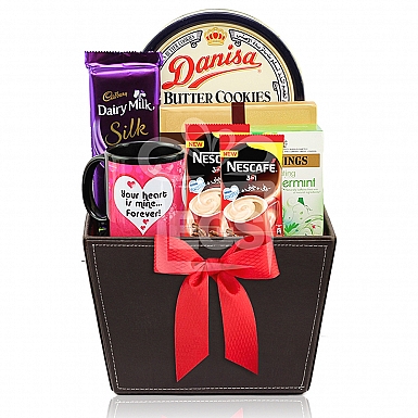 Your Heart is mine Premium Winter Hamper