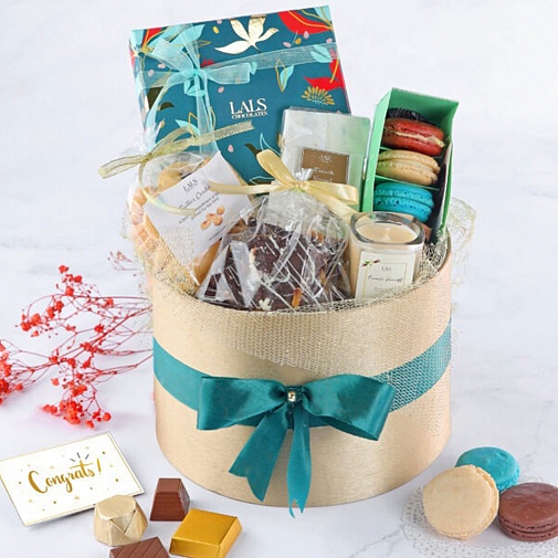 Signature Gold Hamper