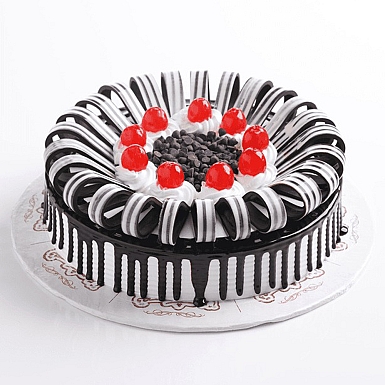2lbs Black Forest Cake from Qasr-e-Sheereen
