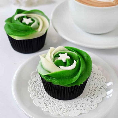 6 Patriotic Cupcakes from Lals