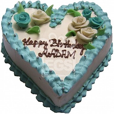 3Lbs Heart Shape Strawberry Gatteau Cake from Armeen