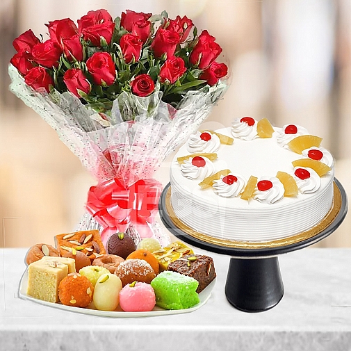 4Lb Cake + Bunch Of Red Roses + 4KG Mithai Tokra
