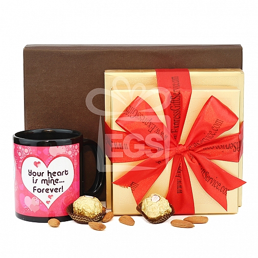 Nutty and Crispy Love Hamper