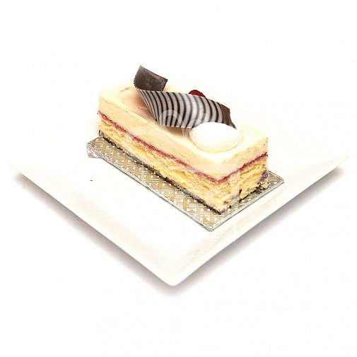 Raspberry Cheese Pastry - Serena Hotel