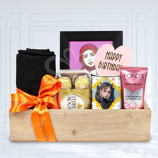Elaria Birthday Hamper
