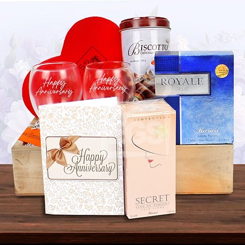 Love's Embrace Gift Tray